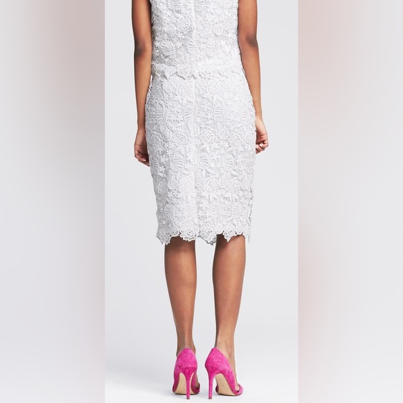 Banana Republic White Floral & Leaf Crochet Lace Midi Pencil Skirt - Picture 8 of 11